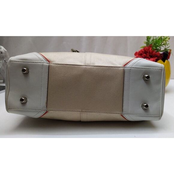 Coach Hampton Beige Canvas White Leather Trim Zipper Closure Tassel Satchel Bag - Picture 7 of 14